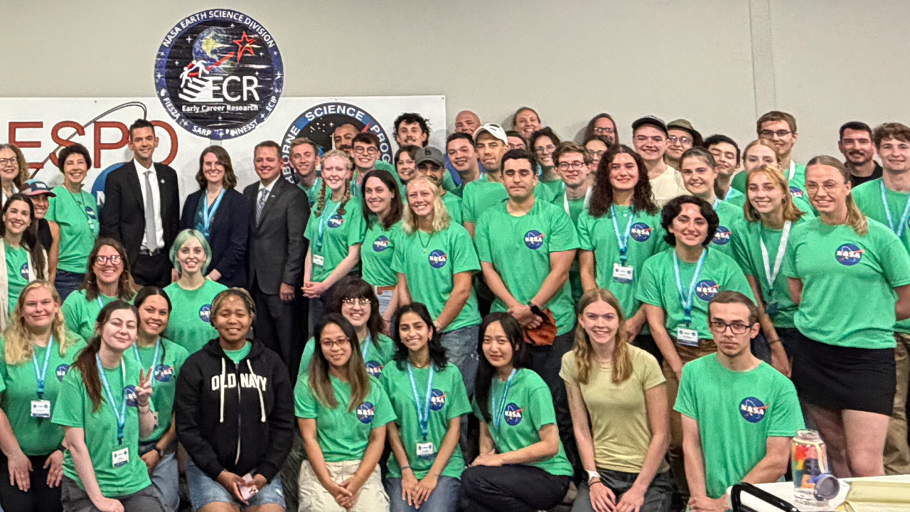 Isaacman and SARP students at SARP 2026