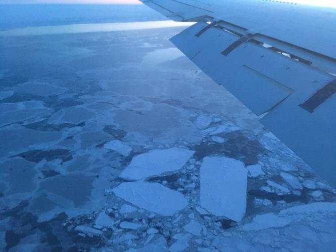 Sea ice in the Arctic as seen from ATom’s DC-8 in January 2017. Credits: NASA / Róisín Commane